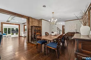 210 Carmal Ct, Wyckoff Township, NJ 07481 - Photo 7