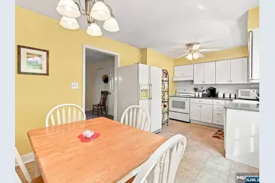 28 Tudor Place, Mount Olive, NJ 07828 - Photo 13