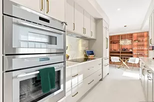202 W Shearwater Ct Ph-51, Jersey City, NJ 07305 - Photo 11