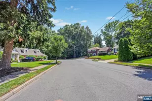 13 Cottage Pl, Nutley, NJ 07110 - Photo 29