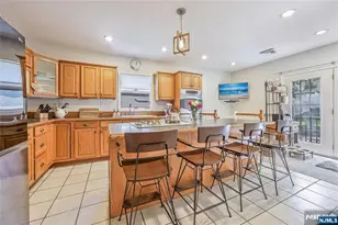 13 Cottage Pl, Nutley, NJ 07110 - Photo 13