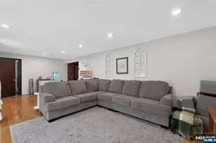20 Arnold Dr, Parsippany, NJ 07054 - Photo 37