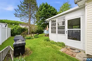 15 Orchard St, Bloomingdale, NJ 07403 - Photo 23