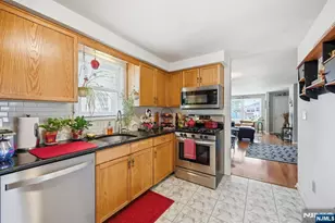 15 Orchard St, Bloomingdale, NJ 07403 - Photo 11