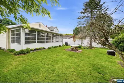 15 Orchard Street, Bloomingdale, NJ 07403 - Photo 25