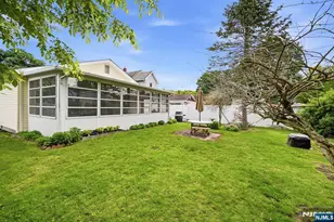 15 Orchard St, Bloomingdale, NJ 07403 - Photo 25