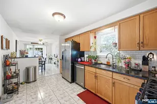 15 Orchard St, Bloomingdale, NJ 07403 - Photo 9