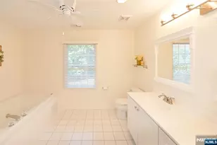 90 Summer Hill Road 90, Wayne, NJ 07470 - Photo 21