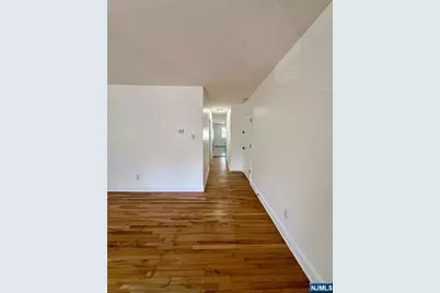 84 Clendenny Avenue, Jersey City, NJ 07304 - Photo 19