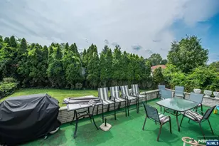 35 Van Winkle Ct, Woodland Park, NJ 07424 - Photo 11