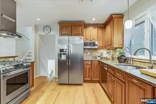 119 Squire Hill Rd, Montclair, NJ 07043 - Photo 7