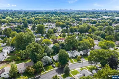 119 Squire Hill Road, Montclair, NJ 07043 - Photo 33