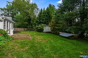 119 Squire Hill Rd, Montclair, NJ 07043 - Photo 25
