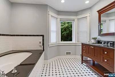 421 Ridgewood Avenue, Glen Ridge, NJ 07028 - Photo 19