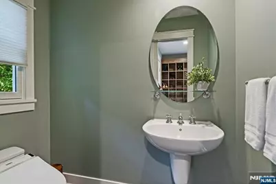 421 Ridgewood Avenue, Glen Ridge, NJ 07028 - Photo 17