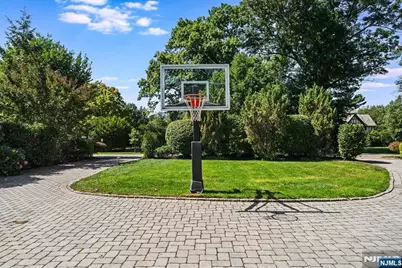 421 Ridgewood Avenue, Glen Ridge, NJ 07028 - Photo 47