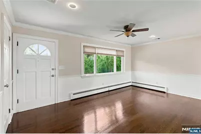 112 Sand Road, Fairfield, NJ 07004 - Photo 5
