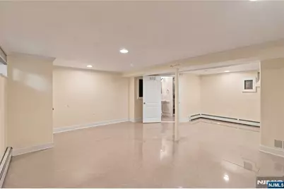 112 Sand Road, Fairfield, NJ 07004 - Photo 17