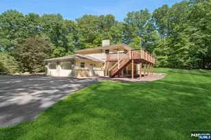 15 Sugar Hill Rd, Kinnelon, NJ 07405 - Photo 27