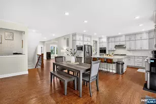 22 Hilltop Dr, North Caldwell, NJ 07006 - Photo 5