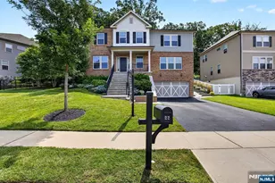 22 Hilltop Dr, North Caldwell, NJ 07006 - Photo 3