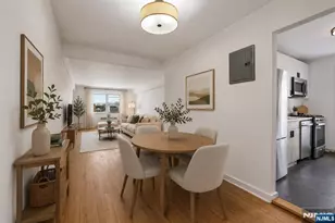 2215 Central 5D, Fort Lee, NJ 07024 - Photo 3