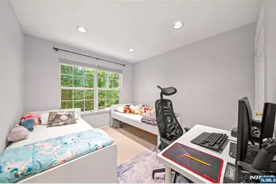 1198 Richmond Road, Mahwah, NJ 07430 - Photo 9