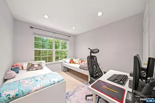 1198 Richmond Rd, Mahwah, NJ 07430 - Photo 9