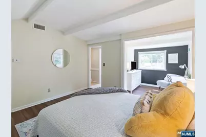 30 Laurel Drive, Wayne, NJ 07470 - Photo 15