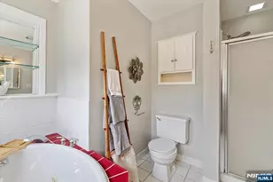 30 Laurel Dr, Wayne, NJ 07470 - Photo 13