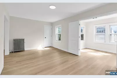 15 Cottage Place, East Orange, NJ 07017 - Photo 19
