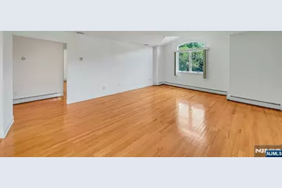 235 10th Street, Palisades Park, NJ 07650 - Photo 27