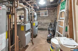 233 Clinton St, East Orange, NJ 07018 - Photo 25