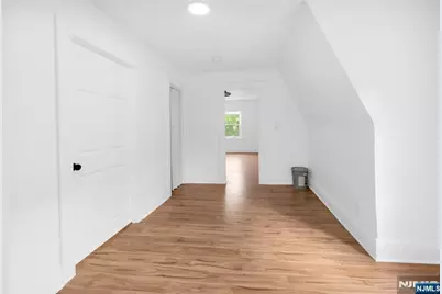 233 Clinton Street, East Orange, NJ 07018 - Photo 29