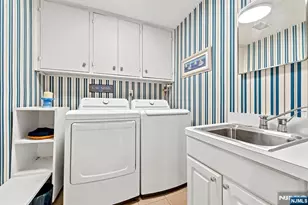 33 Waling Dr, Wayne, NJ 07470 - Photo 19