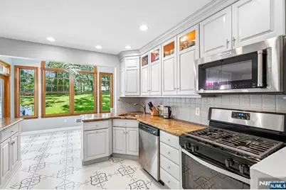 41 Magnolia Avenue, Montvale, NJ 07645 - Photo 17
