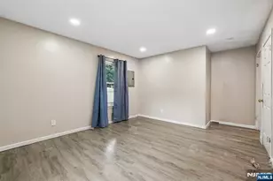 584 Thomas Blvd 5, East Orange, NJ 07017 - Photo 19