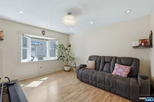 115 Tuella Ave, Elmwood Park, NJ 07407 - Photo 11