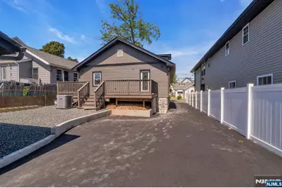 240 Keer Avenue, Newark, NJ 07112 - Photo 37