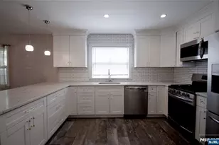 16 Prospect St, Hawthorne, NJ 07506 - Photo 9