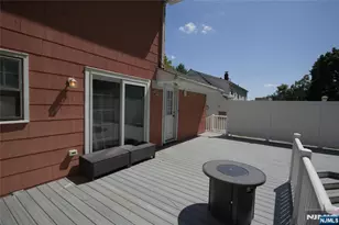 16 Prospect St, Hawthorne, NJ 07506 - Photo 27