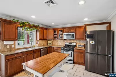 364 Grove Street, East Rutherford, NJ 07073 - Photo 9