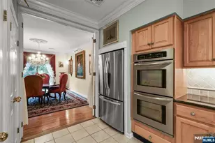 4 Windsor Ct, Saddle River, NJ 07458 - Photo 9