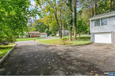 11 Mapleleaf Drive, Park Ridge, NJ 07656 - Photo 25