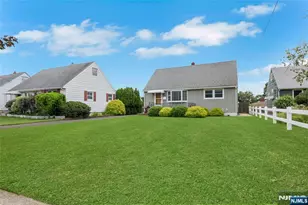 77 High St, Clifton, NJ 07014 - Photo 3