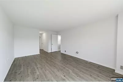 405 Williams Court 405 #405, Edgewater, NJ 07020 - Photo 23