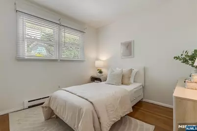 12 Francis Place, Montclair, NJ 07042 - Photo 13