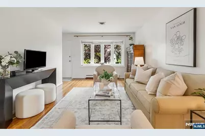 12 Francis Place, Montclair, NJ 07042 - Photo 5