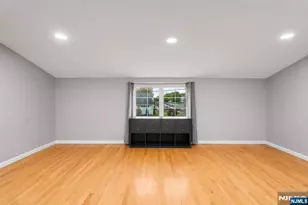 92 Anderson Ave, Totowa, NJ 07512 - Photo 23