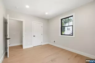 220 Orchard Pl, Ridgewood, NJ 07450 - Photo 33